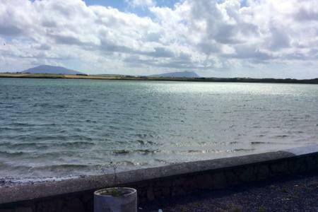 Beautiful Home On Lake Carrowmore Belmullet Exterior photo